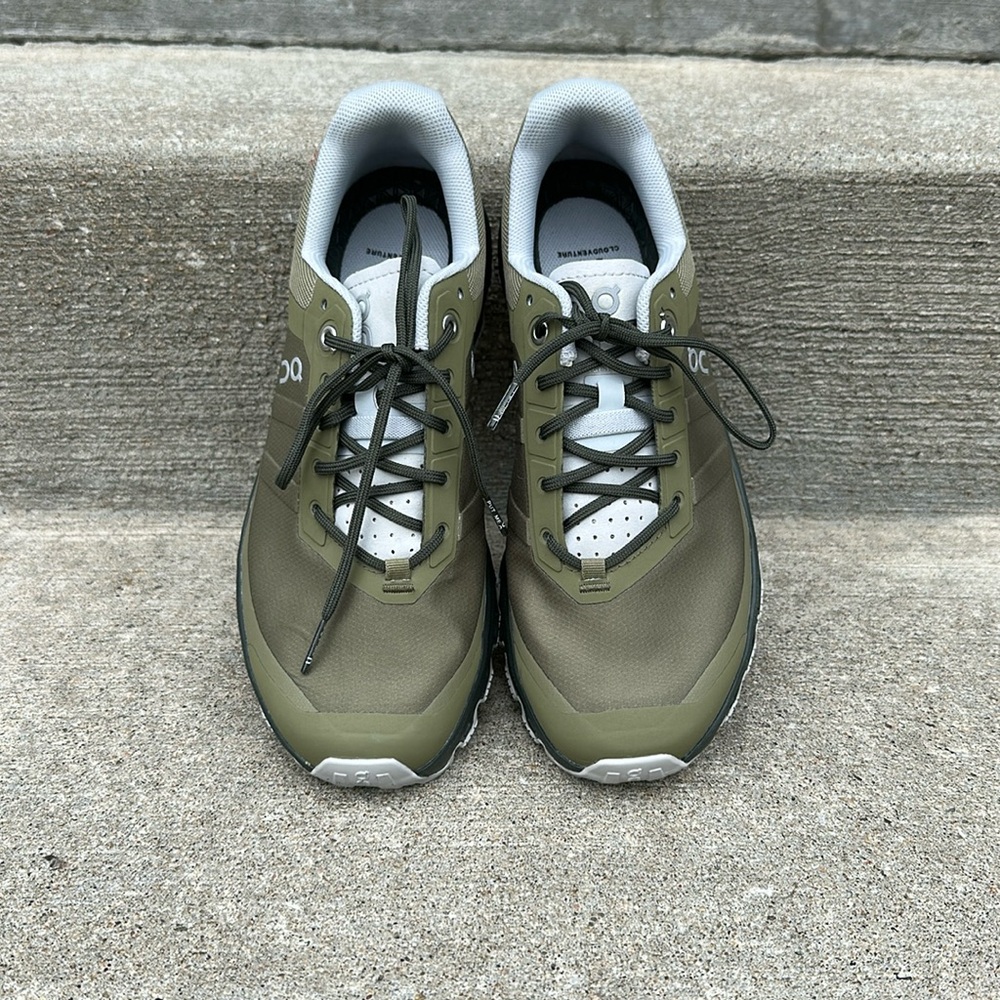 Almost new Cloudventure women’s shoe size 8